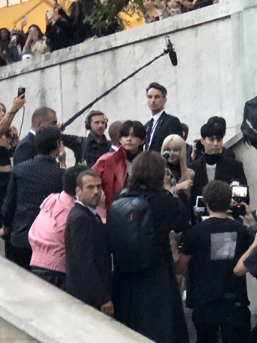 #LISA with BTS V and Park Bogum at CELINE's “S/S 2023 Menswear Collection” show at Men's Paris Fashion Week!

LALISA HUMAN CELINE
#LISAatCelinePFW22
#LISAXCELINE <a href="/BLACKPINK/">BLACKPINKOFFICIAL</a>