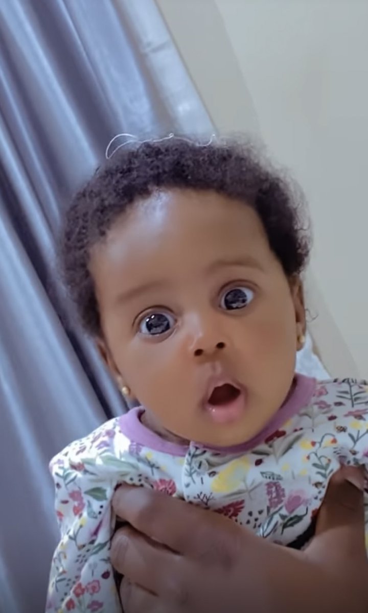 EdwardAsare's tweet photo. Why do Ghanaian parents put a strand of material into their babies hair? https://t.co/7ehEOpwCYj