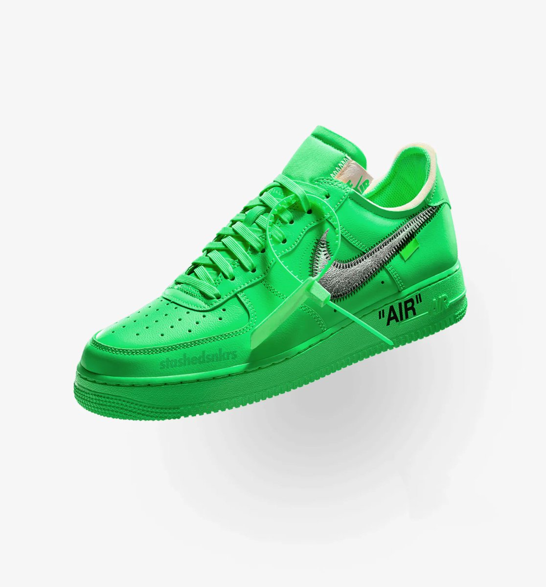 JustFreshKicks's tweet photo. Off-White x Nike Air Force 1 "Green" Drops Next Month 💚 https://t.co/KfRbeGfdbN https://t.co/c94NTDa6RQ