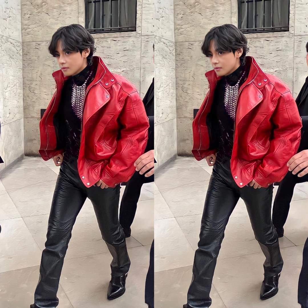 __ProudBTSARMY_'s tweet photo. Sr Taehyung!!! πππ₯΅π₯°ππππ€
#VTaehyung #Taehyung #BTS #TAEHYUNGxCeline #Tae #ProudBTSARMY https://t.co/nkzITspDS8