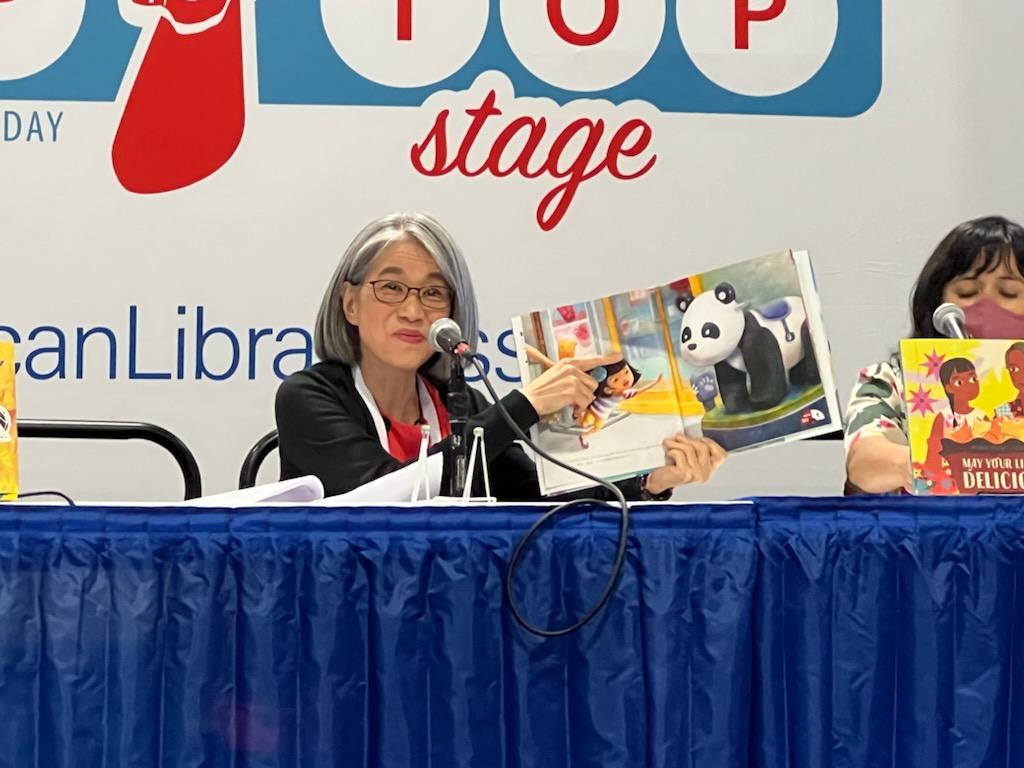 Lee & Low Books tweet media