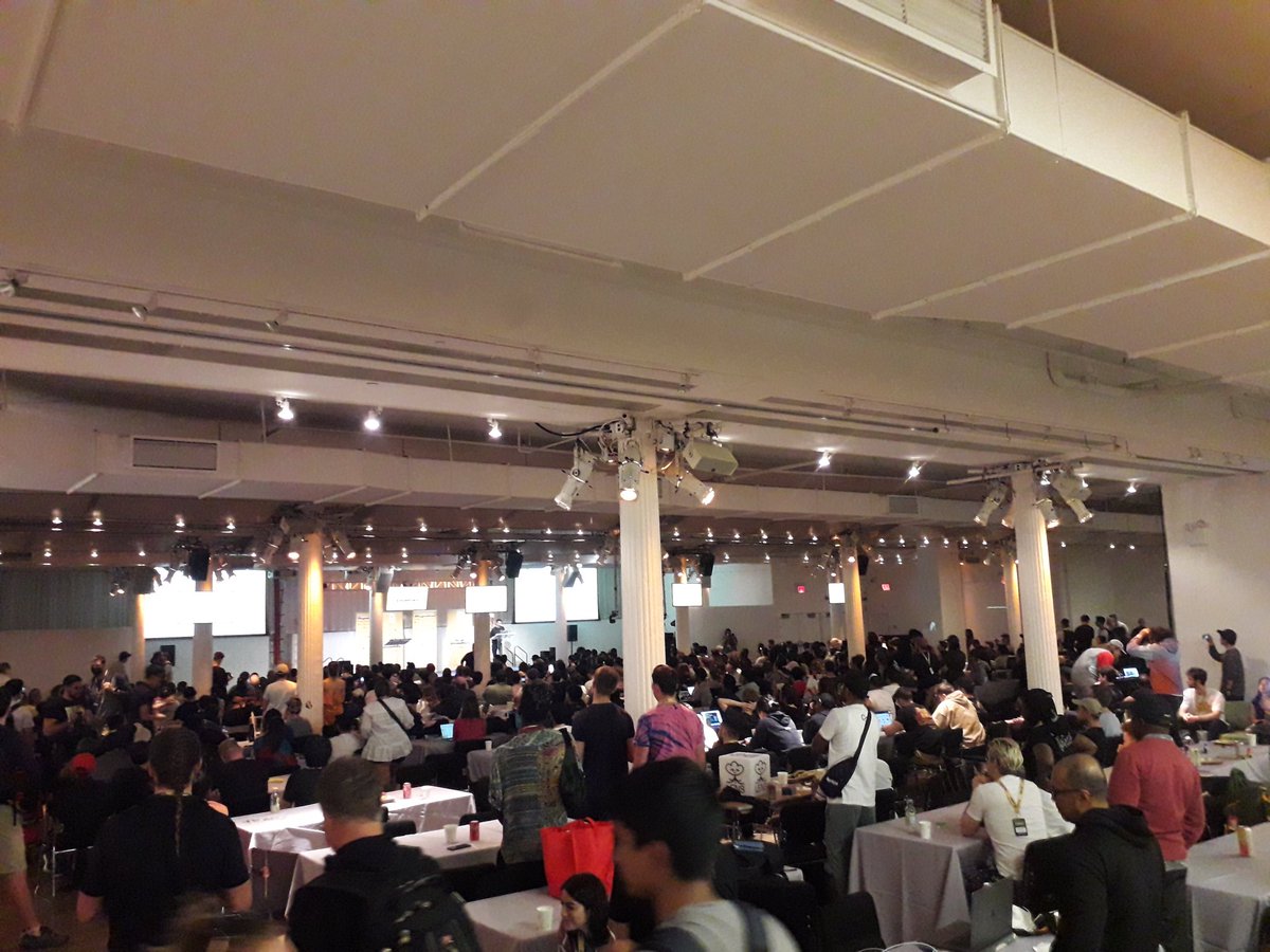 MihailoBjelic's tweet photo. Full house and fantastic atmosphere at #ETHNewYork, @ETHGlobal biggest IRL event so far!

1500 hackers, 249 project, 140 of them (60%) building on @0xPolygon! 🦄💫

The future is bright, bears are neutralized. 🔥 https://t.co/1TJ8RbSnlh