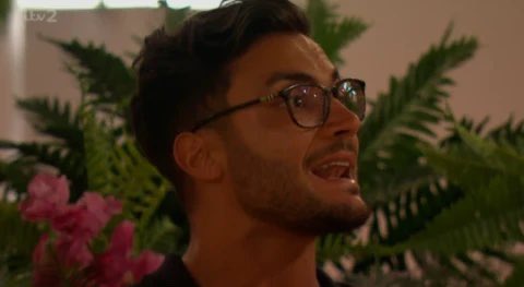 She_will_talk's tweet photo. TASHA YOU ARE A LIER AND ACKTRESSS GO THE FUCK OUTTTTT 

#LoveIsland https://t.co/d3u2KLrP7K
