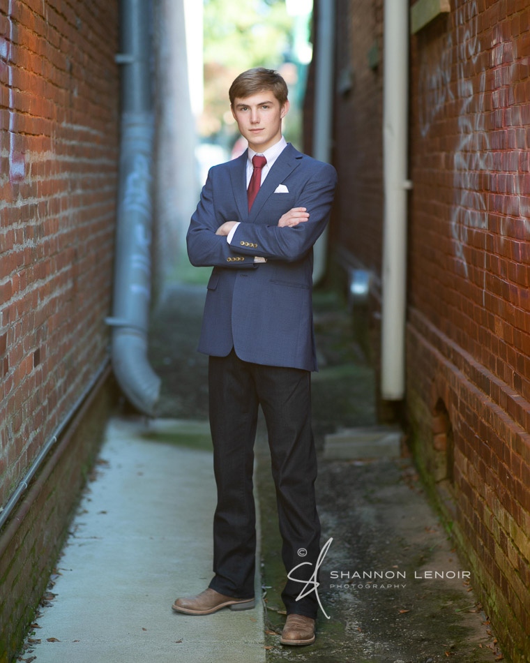 lenoirphoto's tweet photo. This young man is definitely one to watch. Congrats @wlofty134 !
Senior Guys - Class of 2022 @briarcrest
#shannonlenoirphotography #shannonlenoirseniors
#seniorguy https://t.co/4UBYj8th6Y
