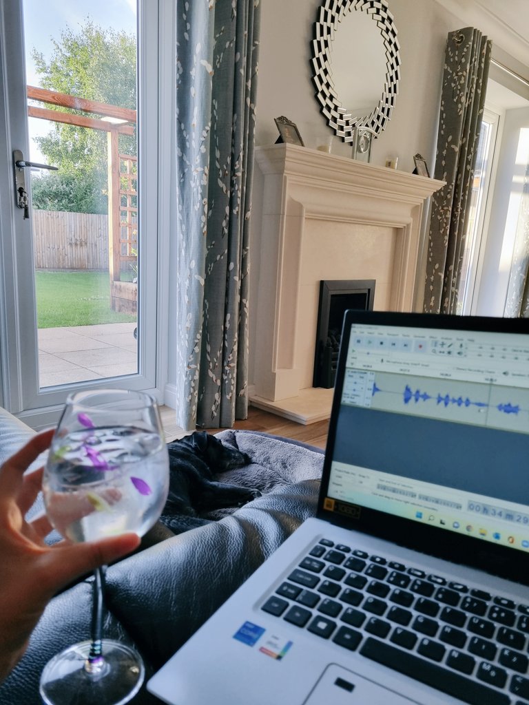 Podcast editing with a G&amp;T and a sleepy dog 🐶 #perfectsunday My little freelance podcast editing &amp; social media management business giving me the flexibility I need whilst studying 🙏 #maturestudent