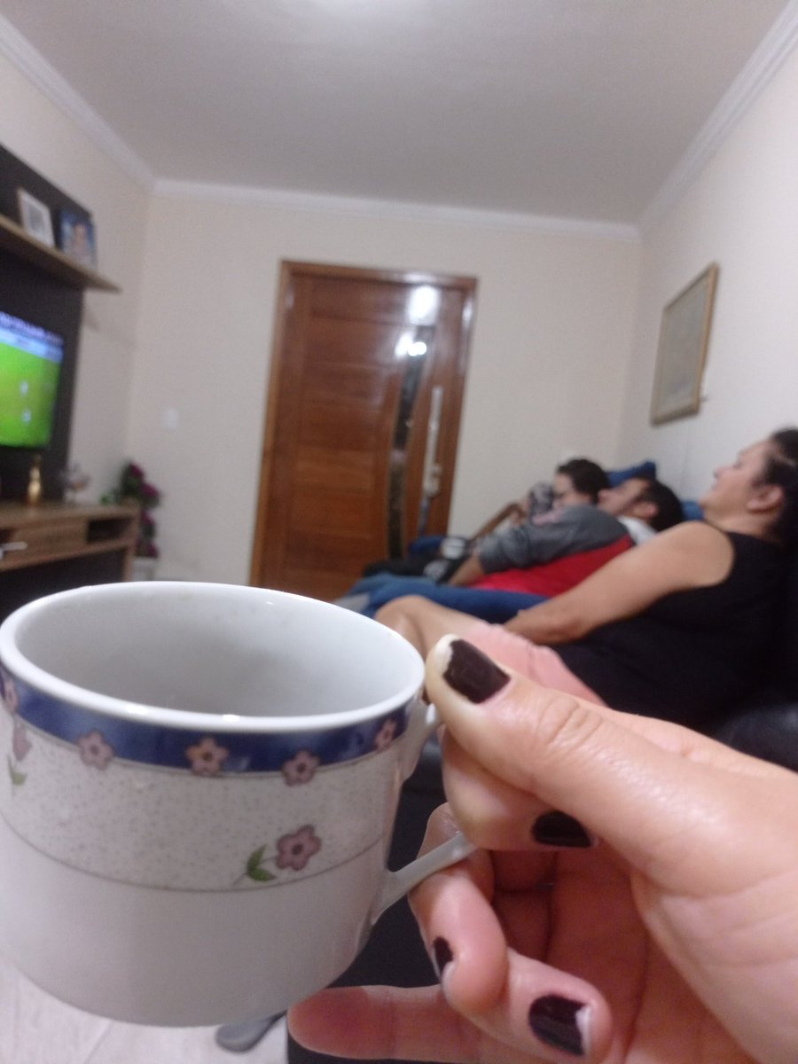 TamiGiMiguel's tweet photo. Domingo q eu gosto 🏡🙏🌻 https://t.co/wI1I7zAyGd