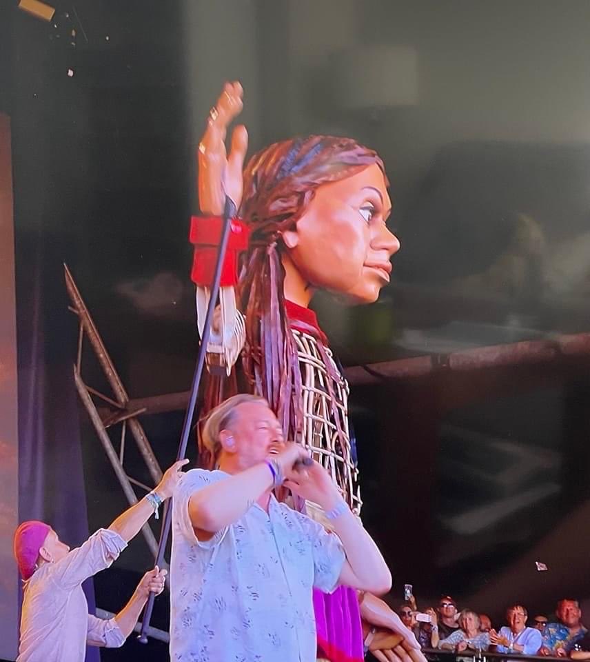 Loving Glasto for social activism.  Typified today #Elbow #littleamal #refugees #syria #ukraine ⁦<a href="/pritipatel/">Priti Patel MP</a>⁩