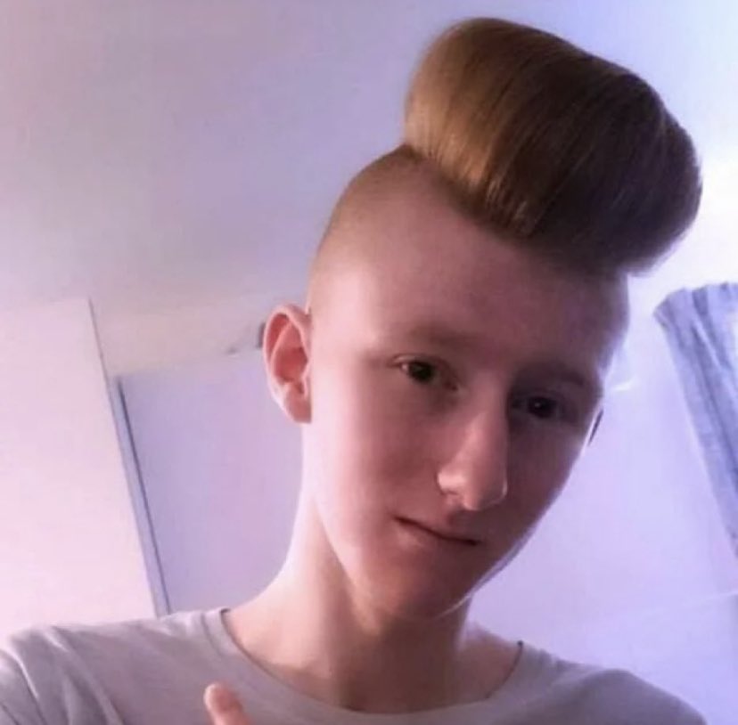 Tineyi39's tweet photo. Charlie after that trim #LoveIsland https://t.co/OZZgut90ks