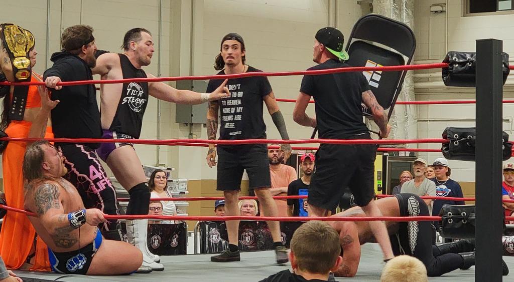 Ms. Elwood tweet media