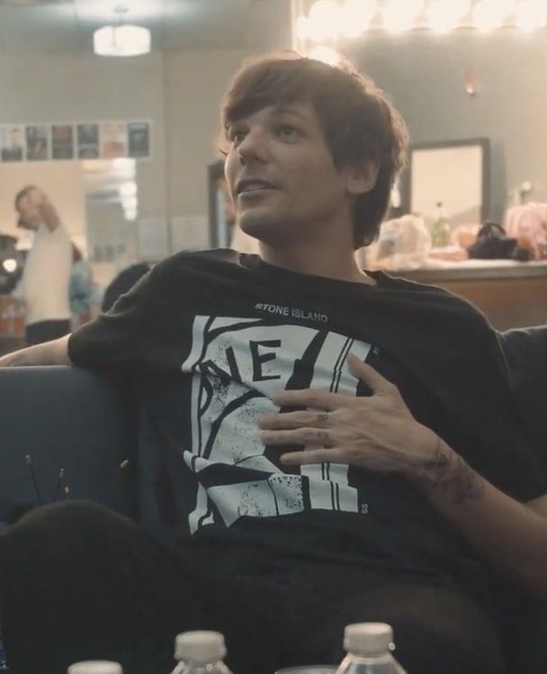 and heeee looks peeeerfect