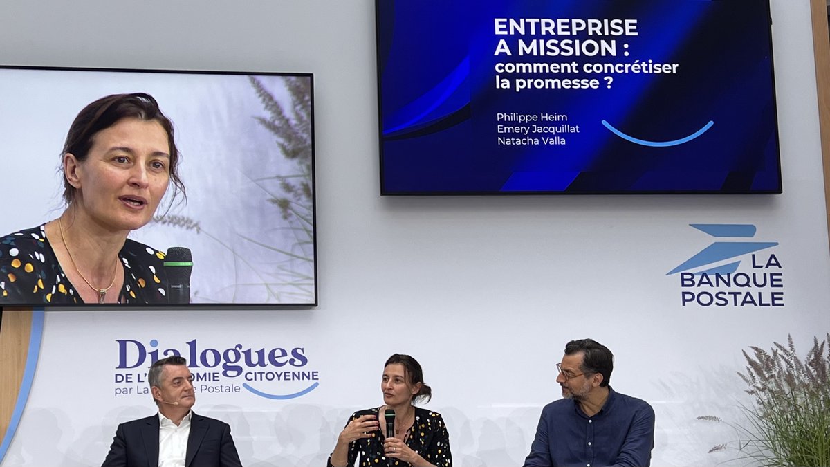 FlashTweet's tweet photo. Car « on a la main sur la définition de la valeur et on ne sait pas vraiment mesurer la #productivité », souligne @natacha_valla.Il faut repenser la valeur en incluant des éléments comme l'#impact. But : trouver des #indicateurs en mode #testandlean.
#DialoguesEcoCitoyenne [4/13] https://t.co/YBjcMn3M6Y