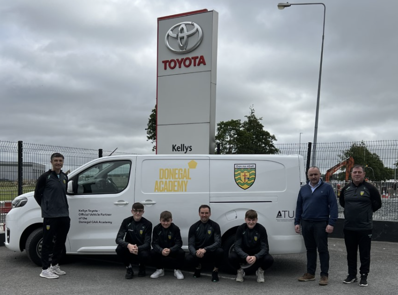 Karl Lacey welcomes Kelly's Toyota as vehicle sponsors for the Donegal Academy.

lnkd.in/g5DNkD4d