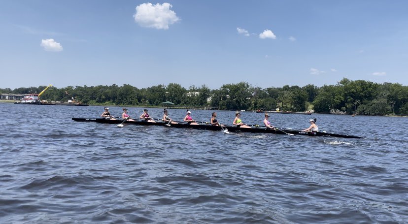 sammyyyy36's tweet photo. I had so much fun, and learned so much at the @JAX_WROW camp this week. Thank you so much to all the coaching staff and coaches that came out to help @UCF_Rowing https://t.co/4awlzxKggd