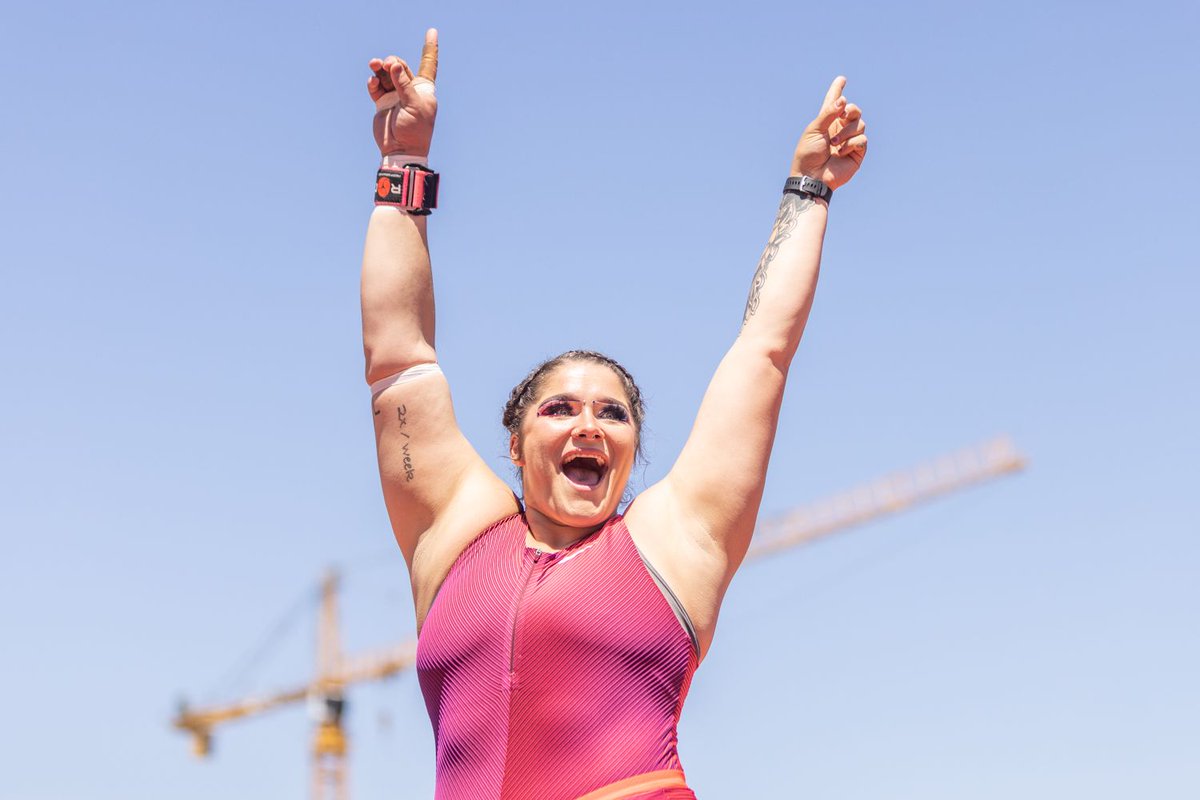 TrackTownUSA's tweet photo. She. Did. That.๐
Presenting the USATF women's shot put champion, Chase Ealey! Her mark of 20.51m (67-3.5) is a WL, MR, FR, and PB.
#USATFOutdoors
๐ธ: @lhanndowns https://t.co/T6n4vWz87l