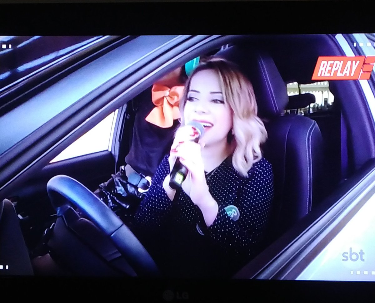 jacysilva's tweet photo. Minha amiga Natiare no programa da #Eliana #programadaeliana 😍😍❤️❤️❤️ #coverdasandy https://t.co/Mp7CaKYkYQ