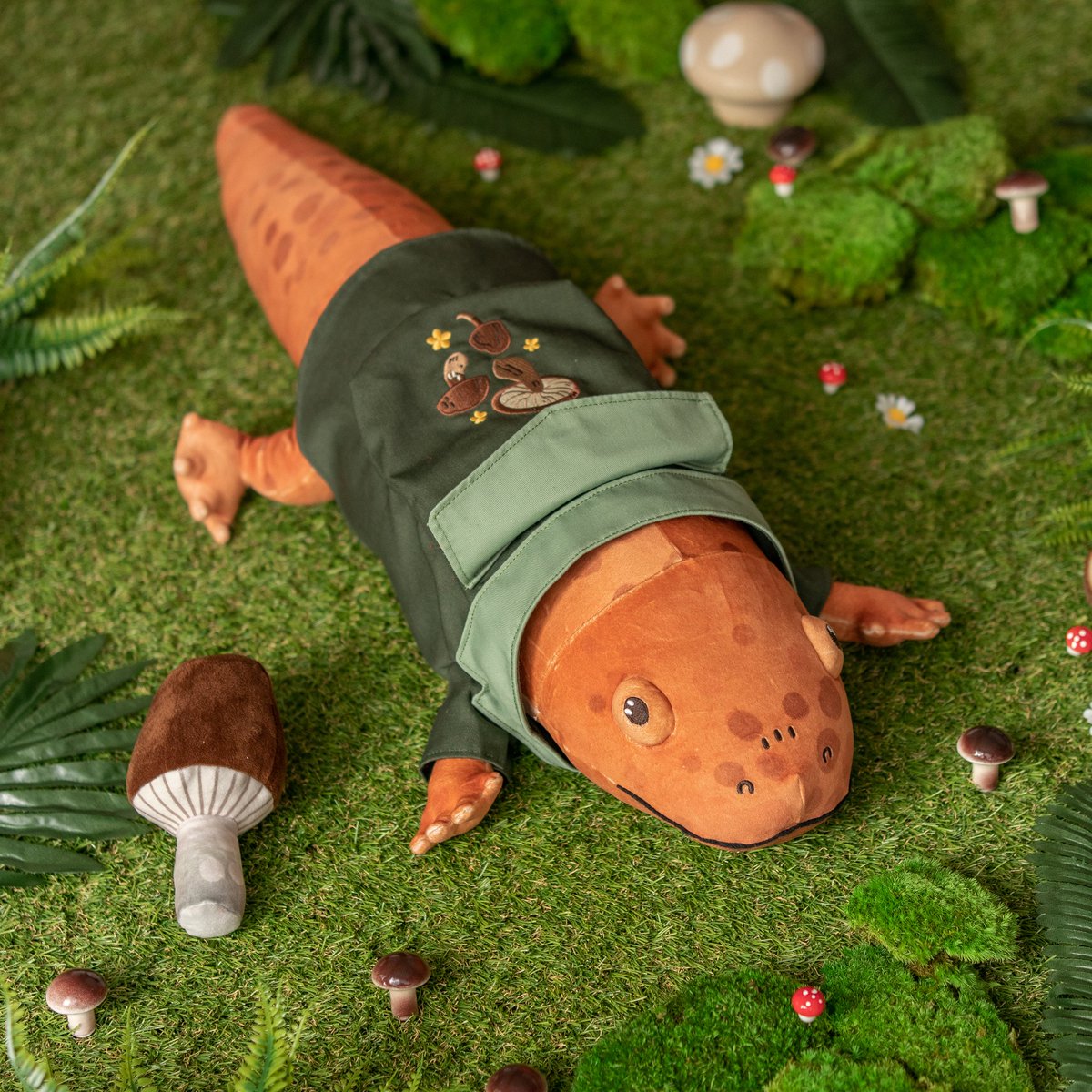 morningwitchy's tweet image. 🌱 SALAMANDER WOODS COLLECTION UPDATE 🌱

the official launch date for this collection will be august 20th - and itll be going live online and ✨ in person ✨ at @FlameCon!