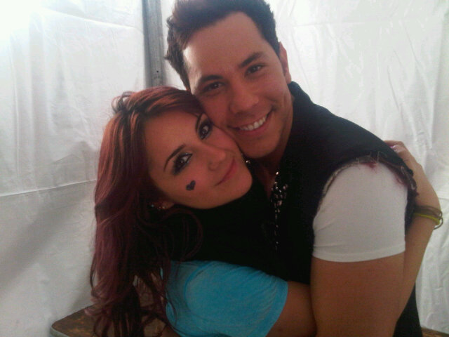 throwbackrbd's tweet photo. 🔙| 26 de junho de 2011 #ReencontroRBD
📸| Dulce María e Christian Chávez nos bastidores da "Gay Pride São Francisco"
🔗 + fotos no @RBDFotosHQ
https://t.co/Vfl5bsYmaD https://t.co/gyrDdWD7od