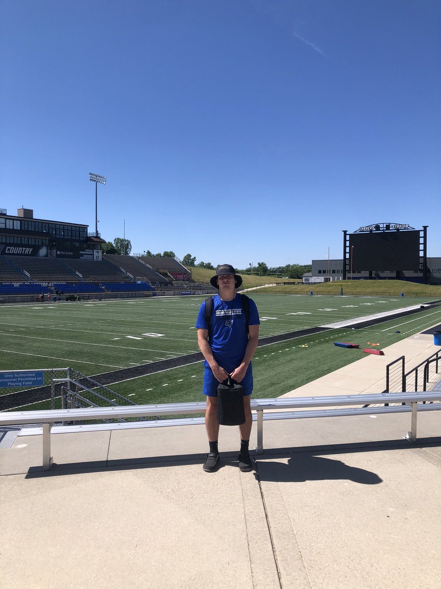 CosbyCarter's tweet photo. Great camp today at GVSU with @AidenOBrien14_. Thank you @CoachMitchGVSU @CoachPostmaGV and @CoachBibbsGVSU for talking with me and making me better. https://t.co/0ZXJgnjTyn