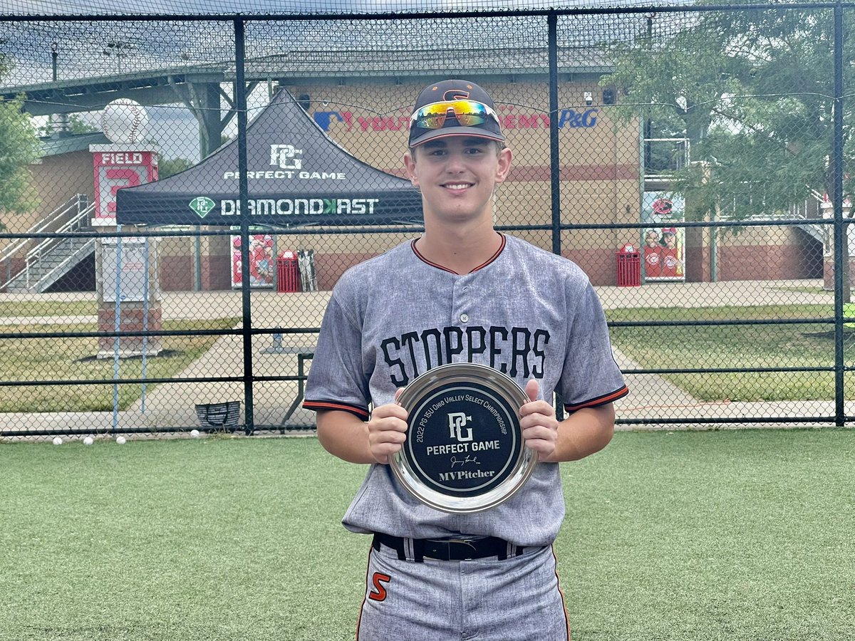 PG_OhioValley's tweet photo. 2022 15U WWBA Ohio Valley Select Invitational #OVSelect
🥇Champions: Stoppers Elite 15U (IL)
🥈Runner-Up: @HitmenOhio
🏅MVP: Juan Ledezma
🏅MVPitcher: Keegan Luxem https://t.co/vEwV1kWgmP