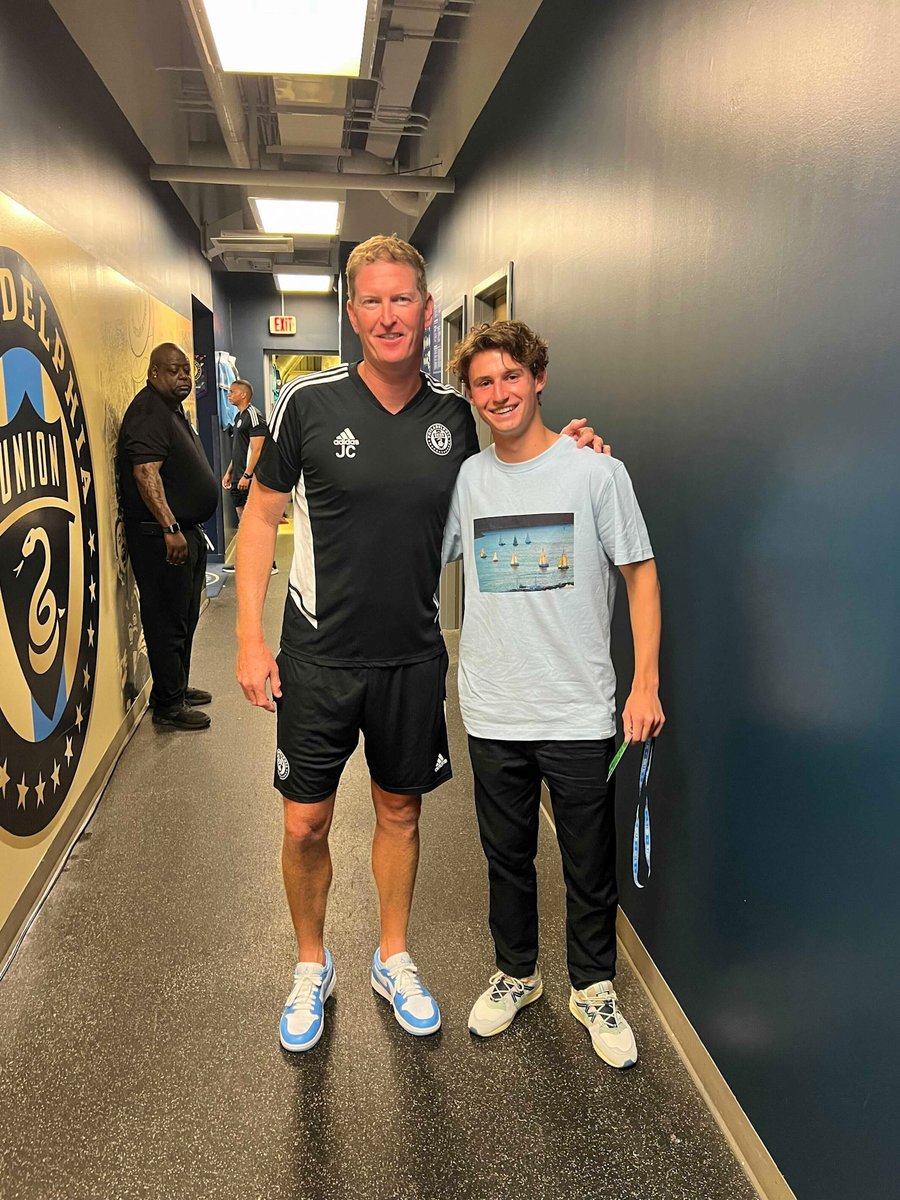PhilaUnion's tweet photo. 🤩BRENDEN🤩

From signing day to 𝗟𝗜𝗧𝗘𝗥𝗔𝗟𝗟𝗬 𝗥𝗜𝗚𝗛𝗧 𝗡𝗢𝗪, he's #ForeverPhilly https://t.co/dOrslepbi2