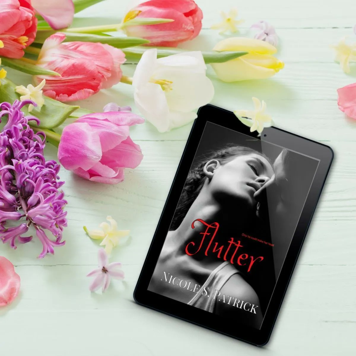 "The character development and chemistry between Kit and Mac is off the charts!!! I laughed. I sighed. I loved this novella."- Shaka buff.ly/3NHQ1wn