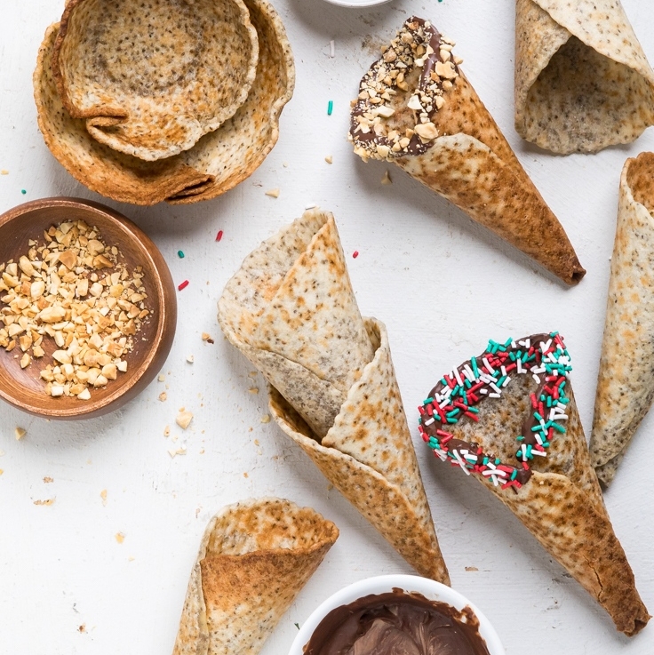Bring on the summer treats!  Homemade Vegan Waffle Cones / Bowls Shared from @MakeItDairyFree 🍦😍

All you need is 6 ingredients to make your own delicious homemade #vegan #wafflecones &amp; bowls.👉 bit.ly/3A5avL7

#livehealthylivenatural #groundfflax #alligga #flaxitup