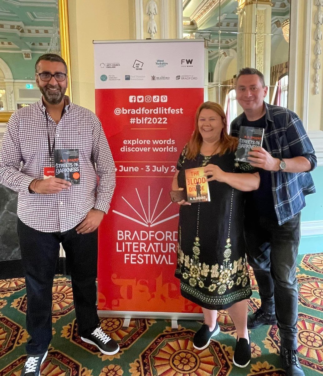 Allybobbles's tweet photo. Thrilled to meet @aadhand &amp; learn crime writing skills in his most excellent workshop today for @BradfordLitFest #blf2022 #BradfordAuthor #BradfordLitFest #Bradford https://t.co/5yifszlVPR