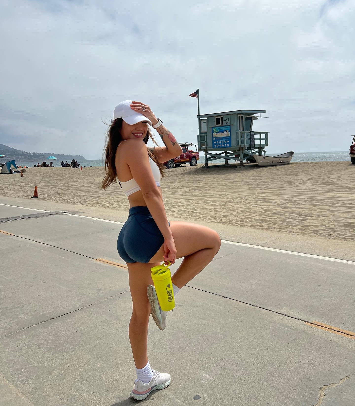 FWNjcb4UUAAchej.jpg:large