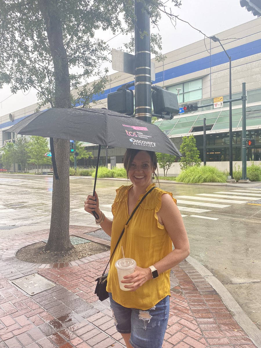 KelliRecher's tweet photo. It’s raining in NOLA for #ISTELive with #IgniteMyFuture Learning Leader @tgratton77 but we’re still learning all the things! https://t.co/jsYWQfUNs8