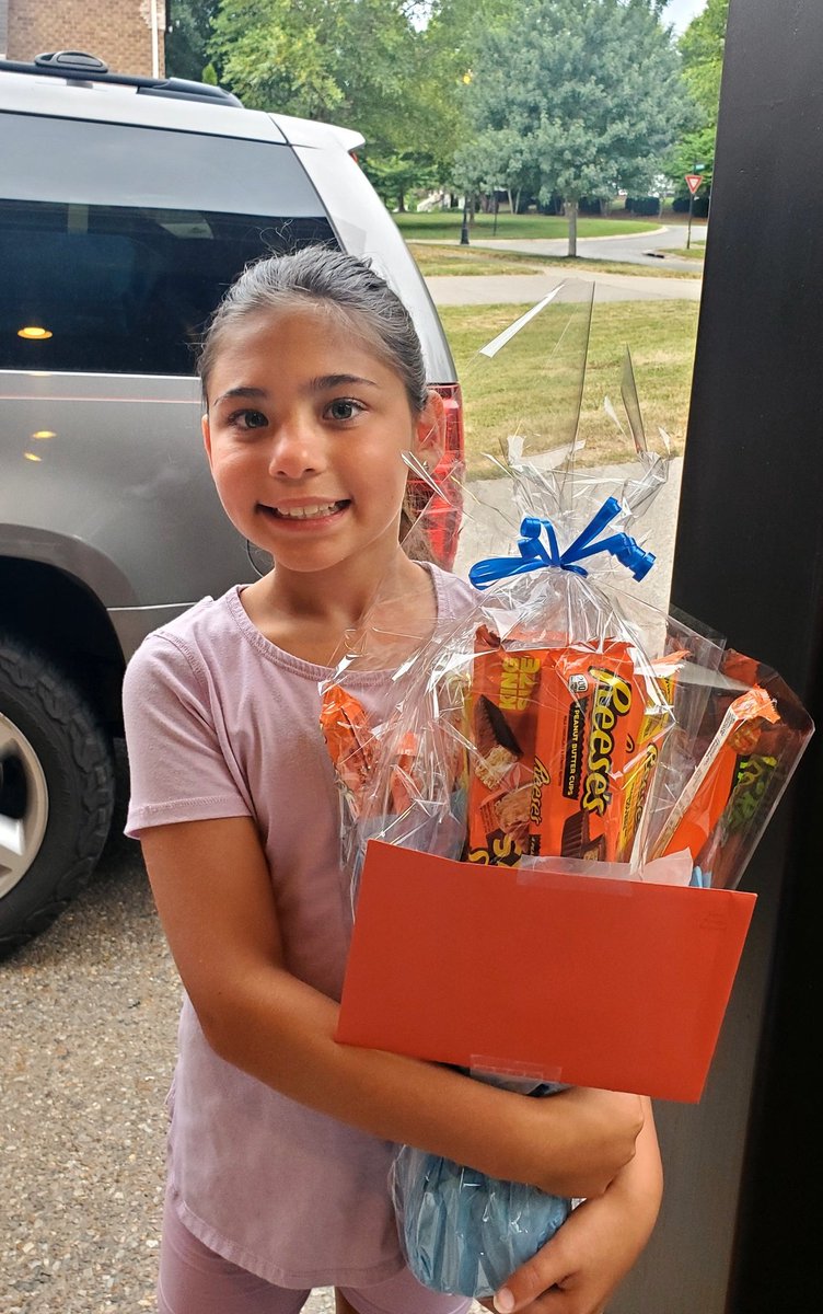 It's that time <a href="/Michaelraymusic/">Michael Ray</a> <a href="/tpac/">TPAC</a> <a href="/mayweallmusical/">MAY WE ALL the Musical</a> had to schedule our vaca around this ... afterwards 16 hour road trip ... we love ya MR