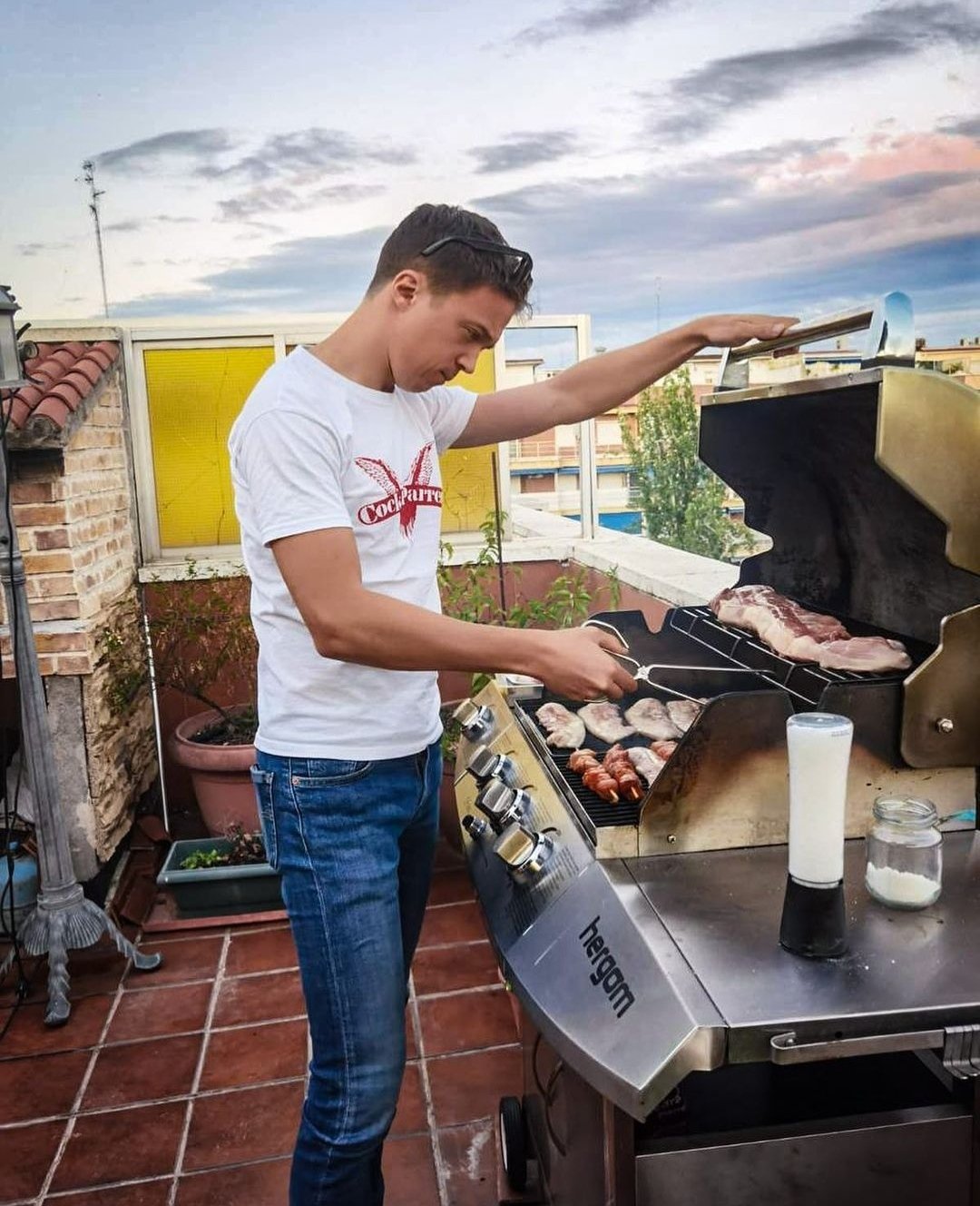 Os gustan los grillos a la barbacoa?