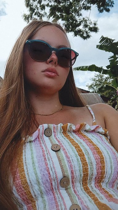 Streaming tonight on Camsoda! Come chill with me. We will be playing roll the dice, spin the wheel, tip<a href="/tag/newprofilepic"class="tags"><span>#newprofilepic</span></a>