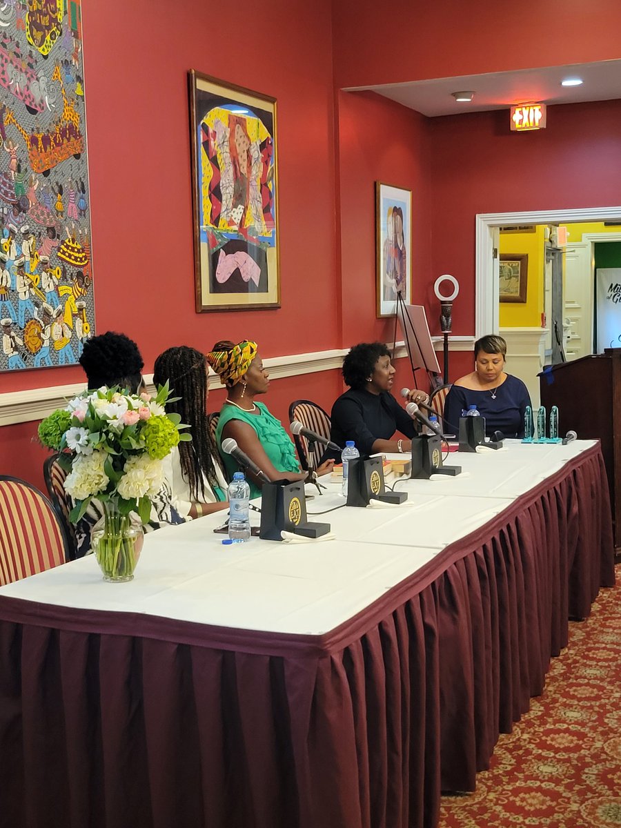 milesofgiving's tweet photo. Women Empowerment Brunch! #LetsEatTogether
Head to @milesofgivingfoundation βs IG story for Exclusives from the weekend.
#TMEWeekend #MOG
#MilesofGiving
#ThomasMilesWeekend https://t.co/iko2KhpIxS