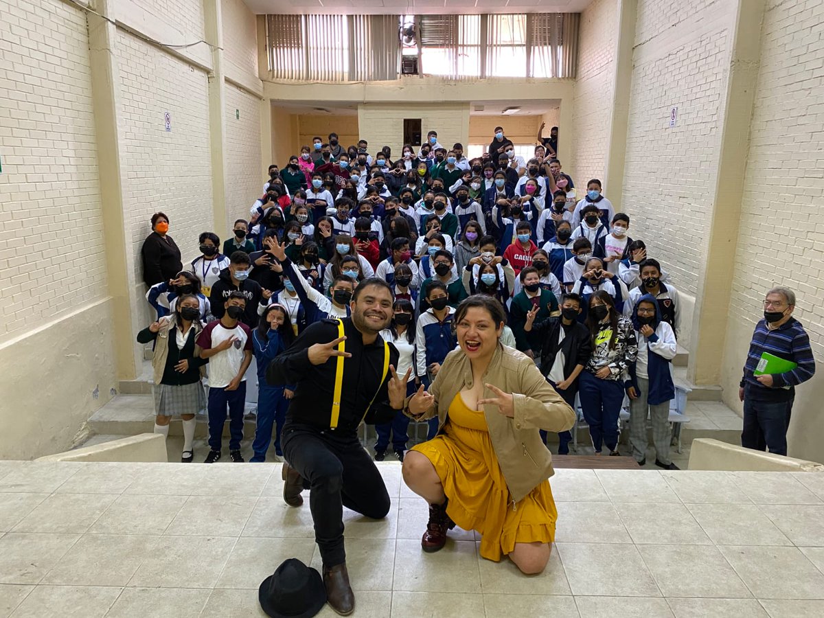 #RompiendoFronteras ♥️🥳

¡Estamos muy agradecidos por la experiencia y el aprendizaje adquirido durante las presentaciones de "Cuentos de besos y más" que se dieron en cada uno de los recintos! 🤗🥳

#Carretera45