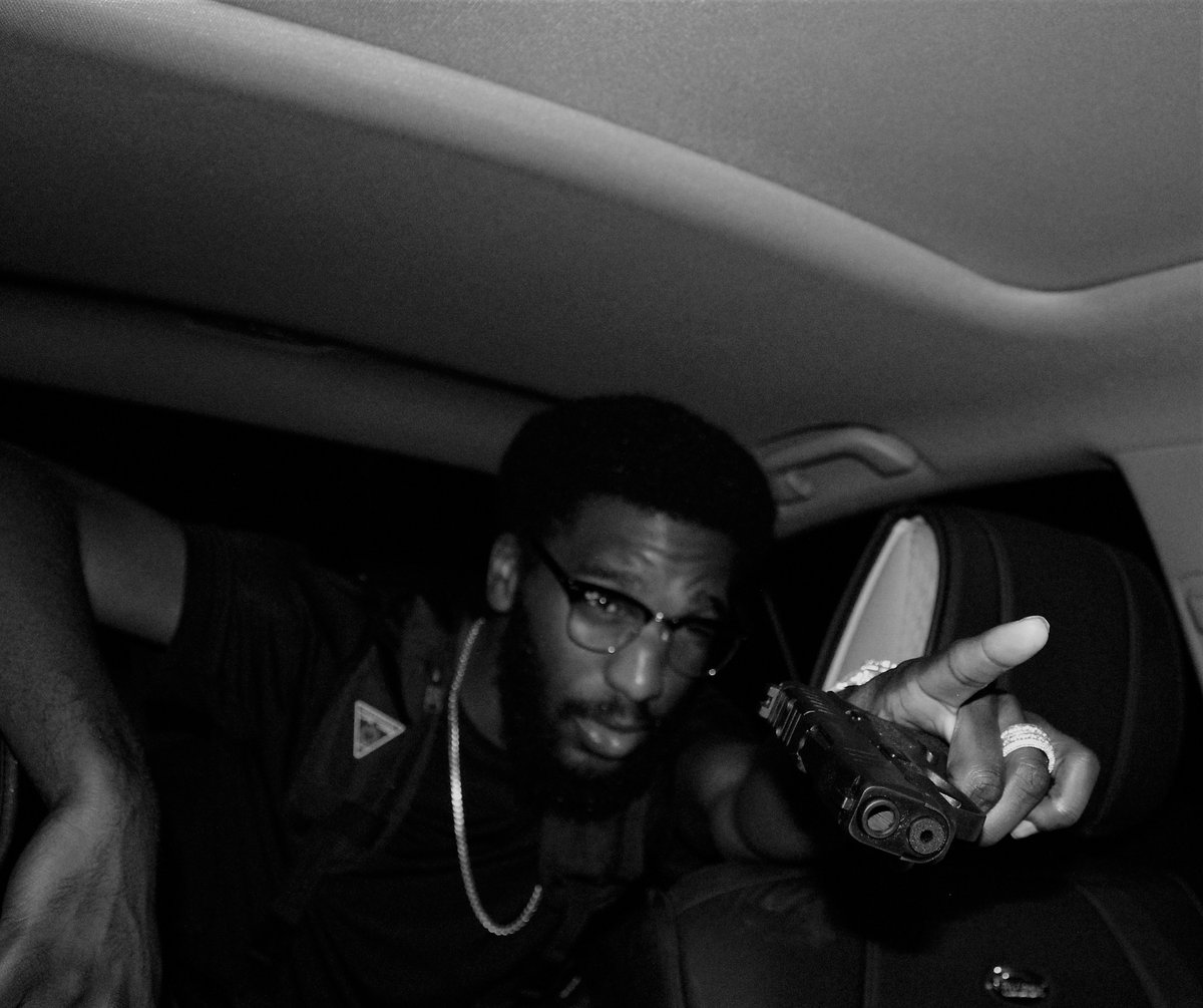 young_stadix's tweet photo. ITS GETTING SPOOKY. JULY 8TH, LAST SINGLE BEFORE THE PROJECT, SKI MASK MUSICK PROD BY @Beats4daze GET READY. PULL YOUR SKI MASK DOWN. https://t.co/MGmVDibCTc