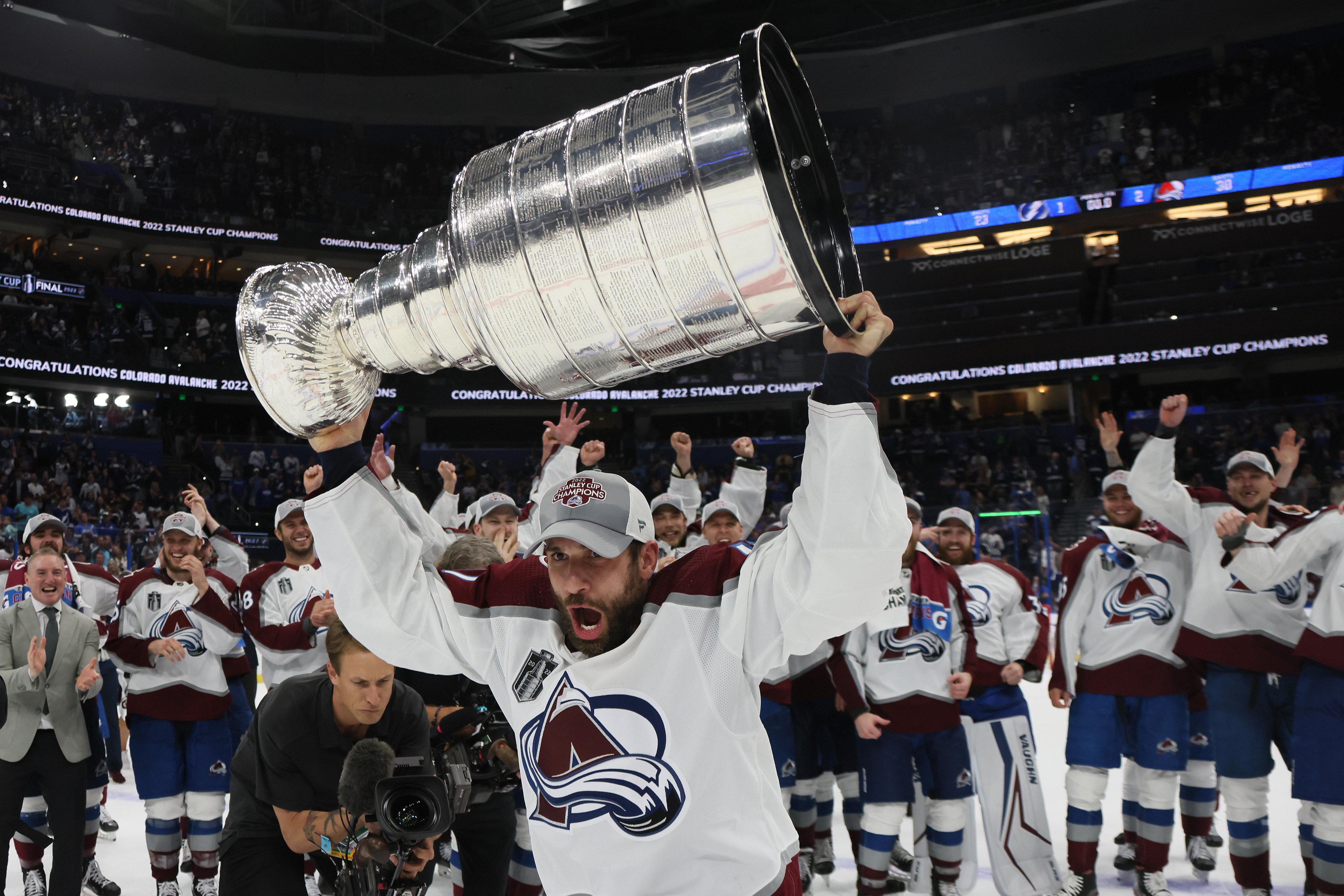 Colorado Avalanche lift the Stanley Cup