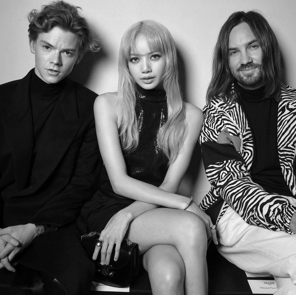 CloutNewsMedia's tweet photo. Lisa with actors Eddie Redmayne and Thomas Brodie-Sangster and musician Kevin Parker 📸🖤✨

LALISA HUMAN CELINE
#LISAXCELINE #LISAatCelinePFW22 #lisa #lalisamanoban #lalisa #blackpink https://t.co/nOg2b9k5U4