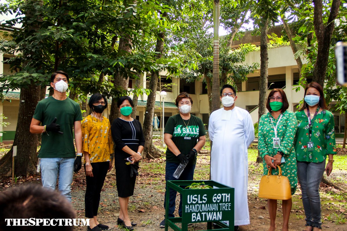 TheSpectrumUSLS's tweet photo. The 68th Handumanan Tree was a Bugnay sapling while the 69th and 70th were Batwan sprouts.
#70thHandumananWeek
#DreamForward https://t.co/DD4JvQ2z40