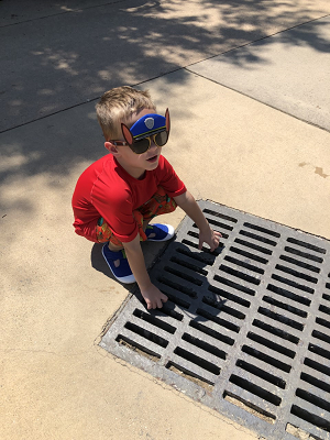 HEdfoundations's tweet photo. Feeling grateful for my small son who has the eyes to see and appreciate the everyday miracles of our world. And blessed to be able to join him in appreciating the drain. https://t.co/HneTOlTk9R  #gratitude #educationfoundations #Moms #kids https://t.co/Dut2dyLoao