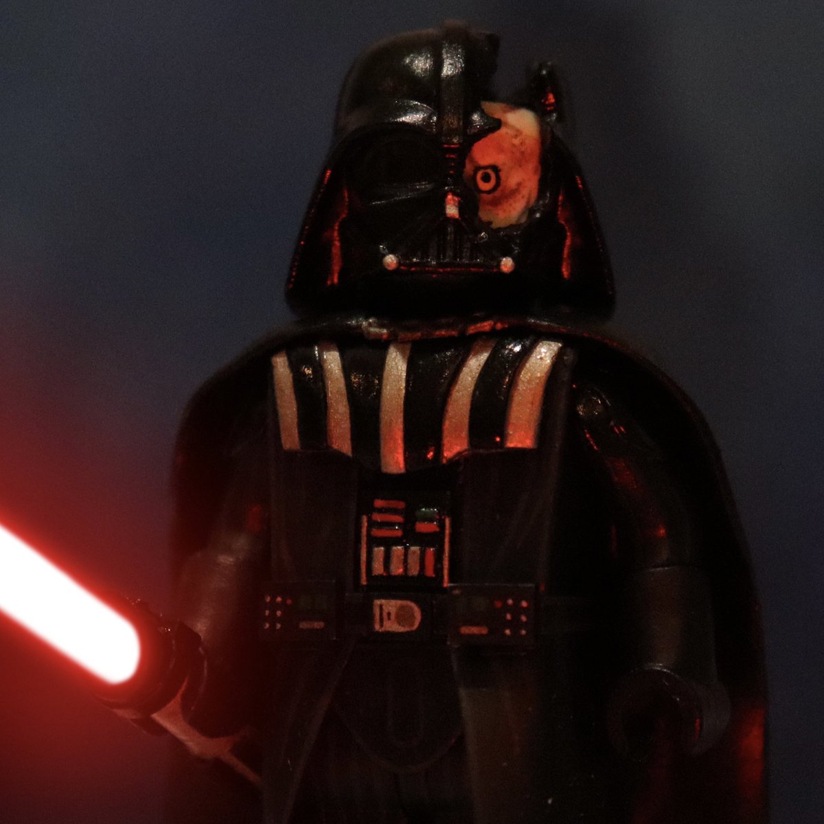 You didn’t kill Anakin Skywalker. I did.

Here’s my updated custom Vader LEGO figure with a finale-accurate helmet!

#ObiWanKenobi #DarthVader #LEGO #StarWars