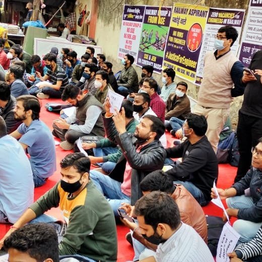 RAJN87751120's tweet photo. #WE_WANT_RRB_JE_SSE is the dream job of every engineer. We will not allow railways to be privatized. Itna padne ke baad bhi engineer berojgar baitha hai.Shame on the policy makers that are not able to utilise the real strength of the country i.e. youth power of India https://t.co/pnGQmfXCRg