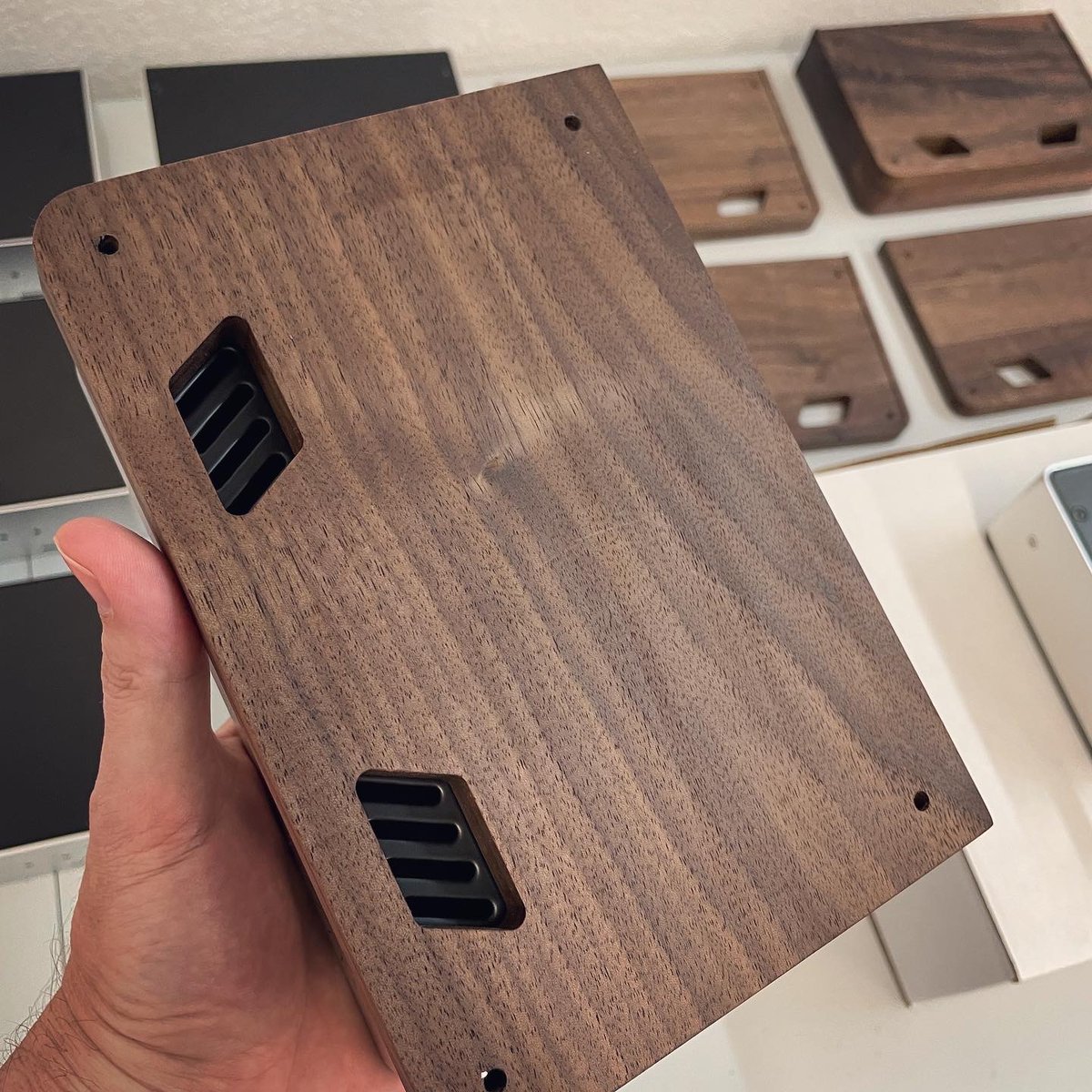 dropstation_us's tweet photo. Bottom and optional walnut base. Still waiting on our turned solid aluminum feet... https://t.co/nWkqWph0hv