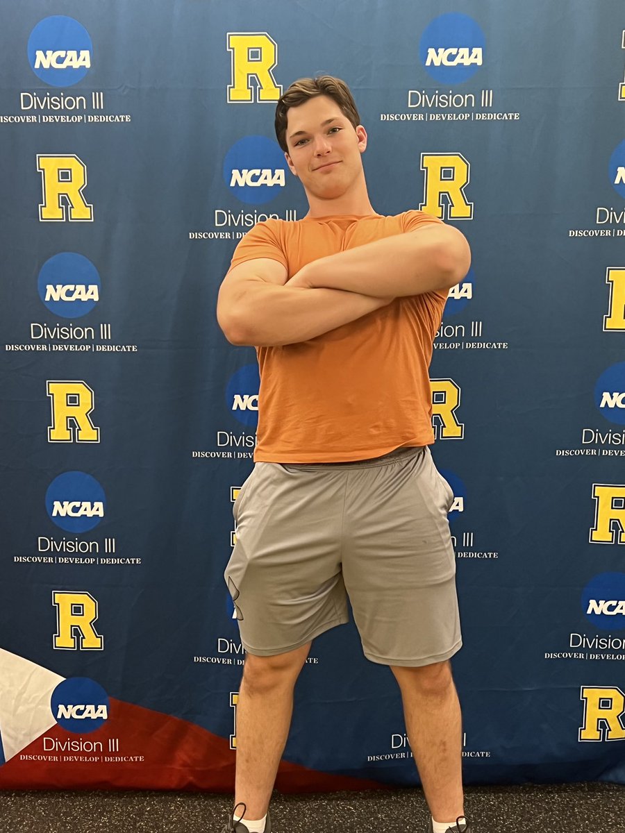I had a great time today and learned new skills at the <a href="/UofRFootball/">Rochester Football</a> camp today. Thank you <a href="/ChadMartinovich/">Chad Martinovich</a> <a href="/IamcoacHHeav/">Jason Henshaw</a> <a href="/TheCoachGriggs/">Adam Griggs M.Ed, M.S.</a> for your time today.