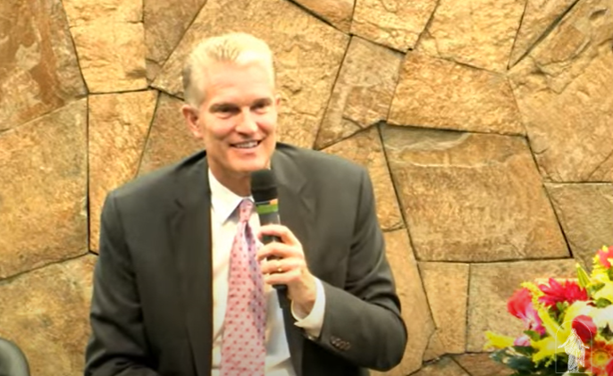 Iglesiajesuc_CA's tweet photo. #DevocionalJAS
"Los invito a guardar los mandamientos de Dios para vivir con Él en un estado de interminable felicidad". -Élder Brian K. Taylor, Presidente Área de Centroamérica.
Puedes ver el devocional en https://t.co/o1lckqHMpT https://t.co/jKd5KOlHxH