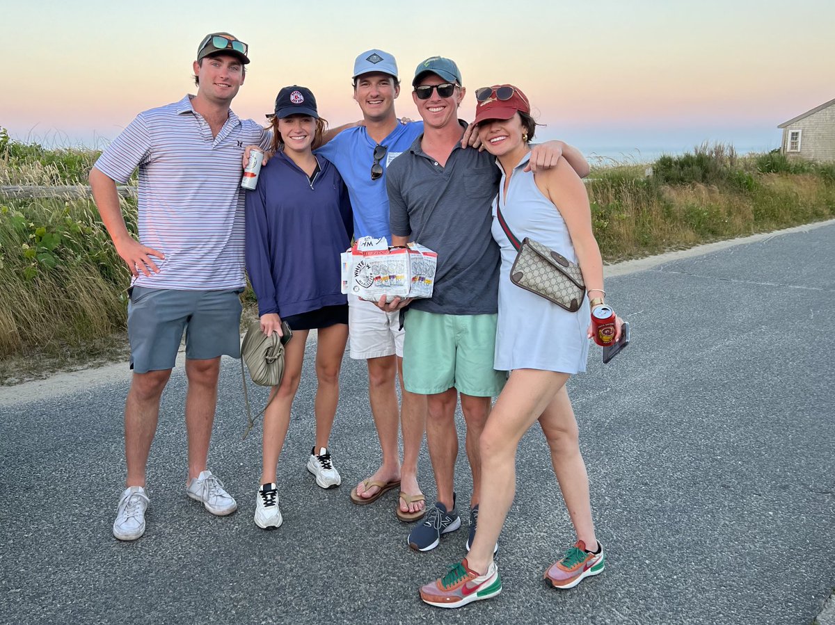 ack_uber's tweet photo. Baxter Road 5! #ACKUber riders #acksummer https://t.co/lAyuAZXXx1