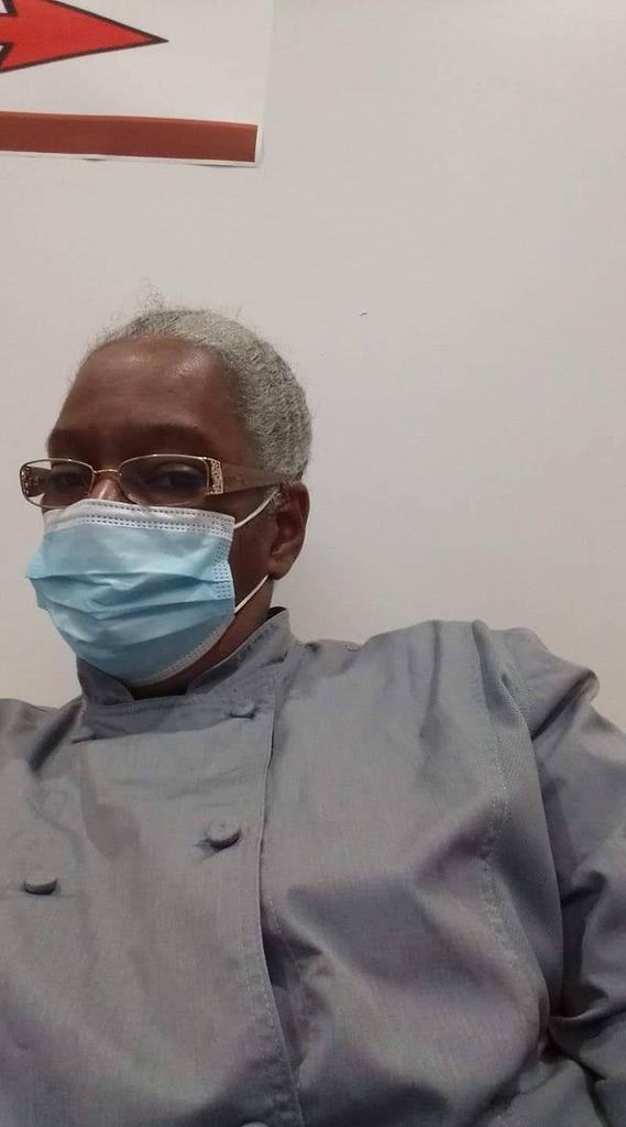 SherriC86851918's tweet photo. Okay, so the CULINARY QUEEN has  been extremely busy today. I'm looking a HOT AZZ mess right about now. But, I got the job done..To God be the GLORY! #CulinaryQueen #CulinaryArts #Foodie #LetsCook #LetsEat https://t.co/UW5NFqM1aN