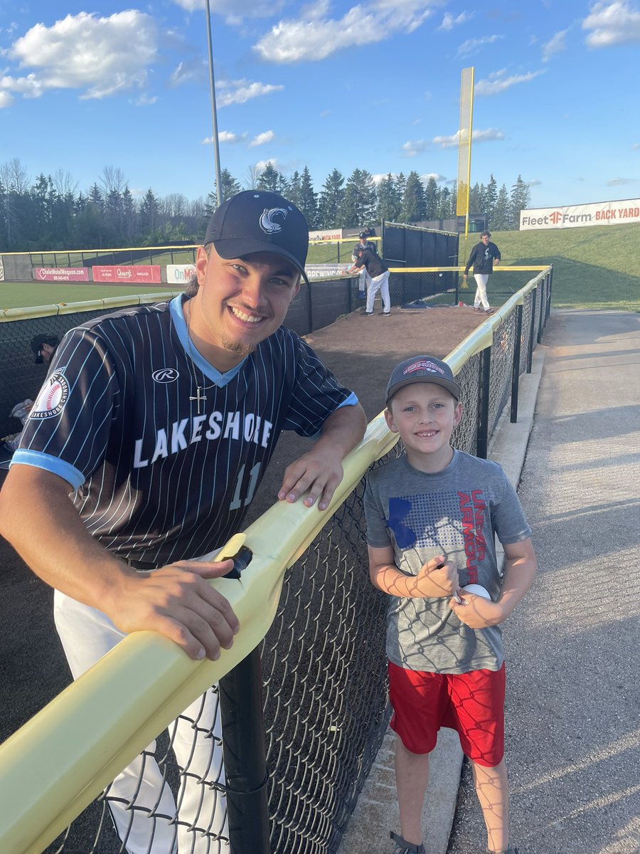 Autograph✅

Perfect Night✅✅