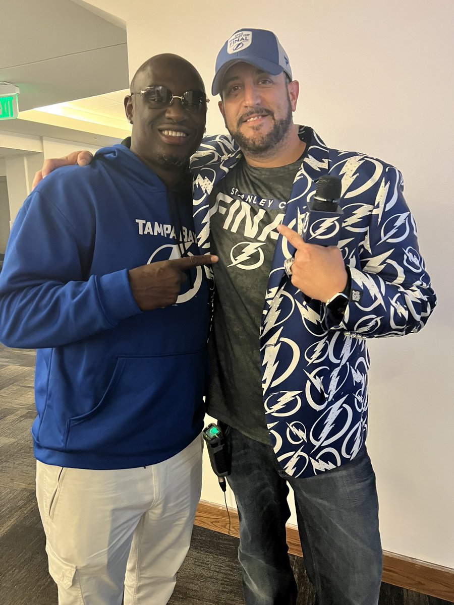 GregWolfTBL's tweet photo. The Magic Man is here, #TeamTampaBay! It’s a star-studded affair here tonight for Game 6️⃣ of the @StanleyCup Final! Massive shouts to my brother from another mother, @CityofTampa’s own @AntonioTarver here for FIRE🔥UP the fans for the 2nd Period! #GoBolts #3eTheThunder⚡️ https://t.co/xbIBGV9aOq