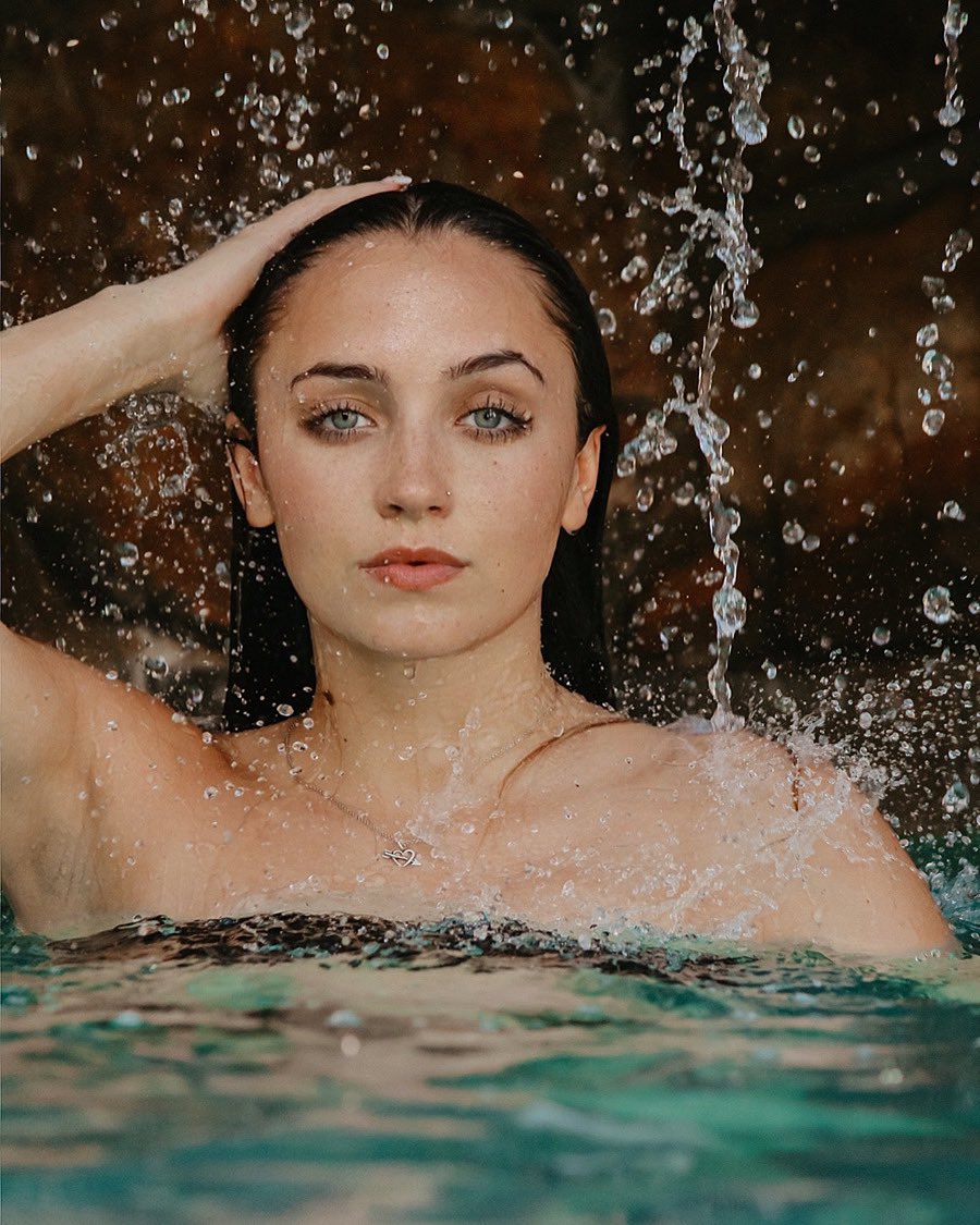 🧜🏼‍♀️☀️🦋⚡️🐙🐚