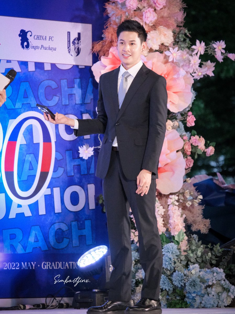 Simbastjinx's tweet photo. เป็นไงหล่ะ คิดถึงสิงใช่ไหม.☺️
#SingtoPrachaya
#SingtoGraduation https://t.co/sTlXTSptHD